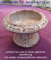     Lombok-Ton gebrannt, braun kelchförmig mit weißen Dreieckplättchen dekoriert Durchmesser ca. 11 cm, Hhe  ca.  9 cm 