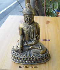  Buddha resin bunt   