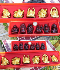 Glücksbuddhas   