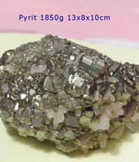  Pyrit Markasit Katzengold                                                                                                                
        erhältlich im Kristallzentrum • • •                                                                                                  