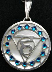  7 Chakra  Schmuck aus Edelstahl  einstein design   Kronenchakra   Kronen   Stirn Kehlkopfchakra    Kehl Chakra   Herzchakra    Wurzelchakra      Nabelchakra Sakral-Chakra Solar-Plexus   