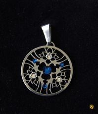       Lotustrilogie  Lotusblüte    Anhänger    Edelstahl einstein design ESOTERISCHER SCHMUCK  kristallzentrum energetik energethik esoterik    jewellery jewelery jewelry pendant pendentif bijou bijoux       