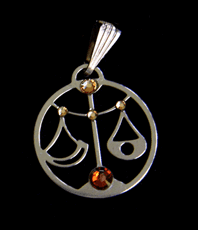   Waage  Sternzeichen Tierkreiszeichen  Sternkreiszeichen Amulett Anh&auml;nger  Wien 21 Bezirk Kristallzentrum   Schmuck  jewelery jewels   decoration *ornament *  