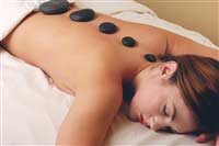 »Hot Stone Massage« Lapis Vitalis
für Massage oder Wellness
• • • erhältlich im Kristallzentrum • • • Hot-Stone-Set Lapis Vitalis